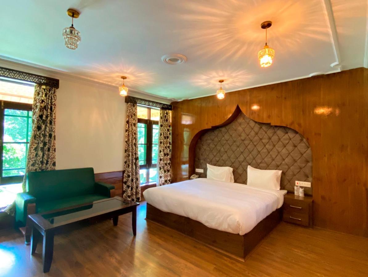 Six Seasons Pahalgam Pahalgām 外观 照片