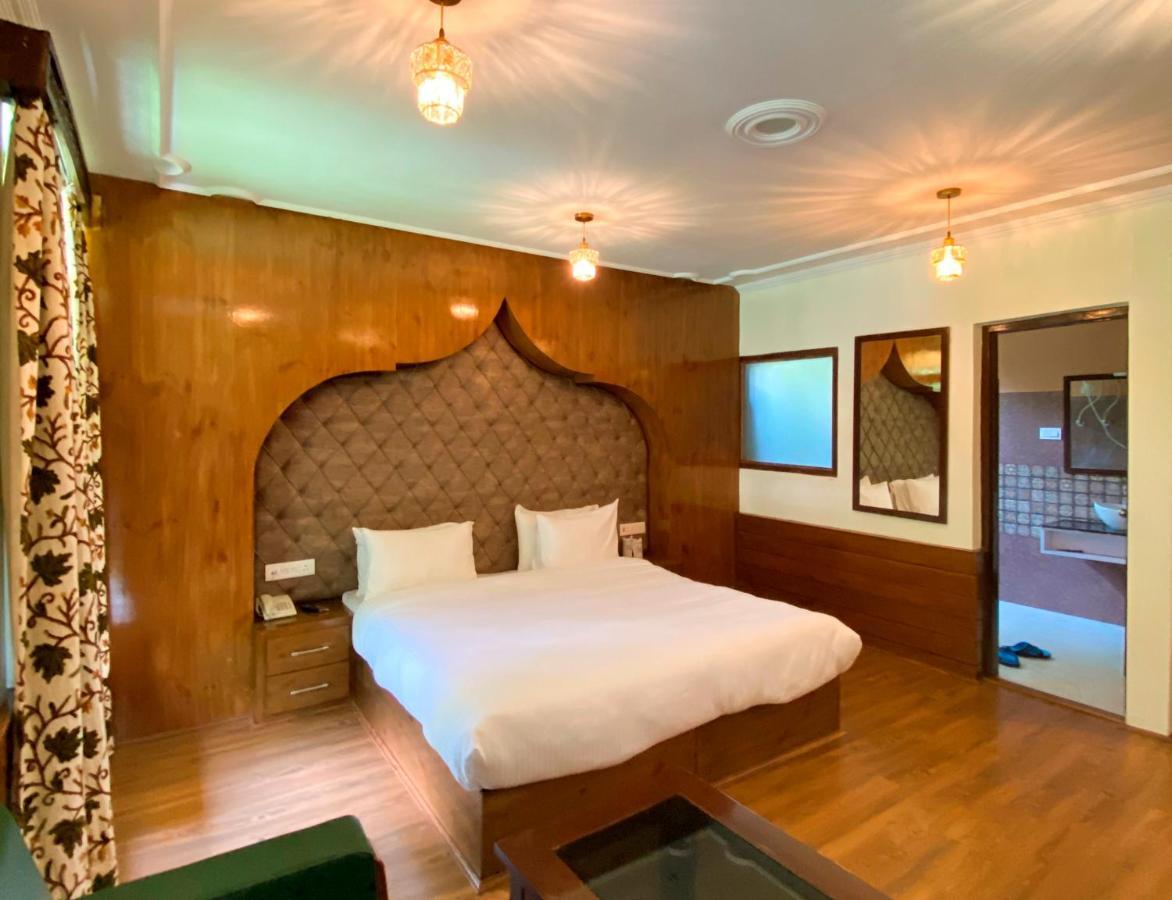Six Seasons Pahalgam Pahalgām 外观 照片